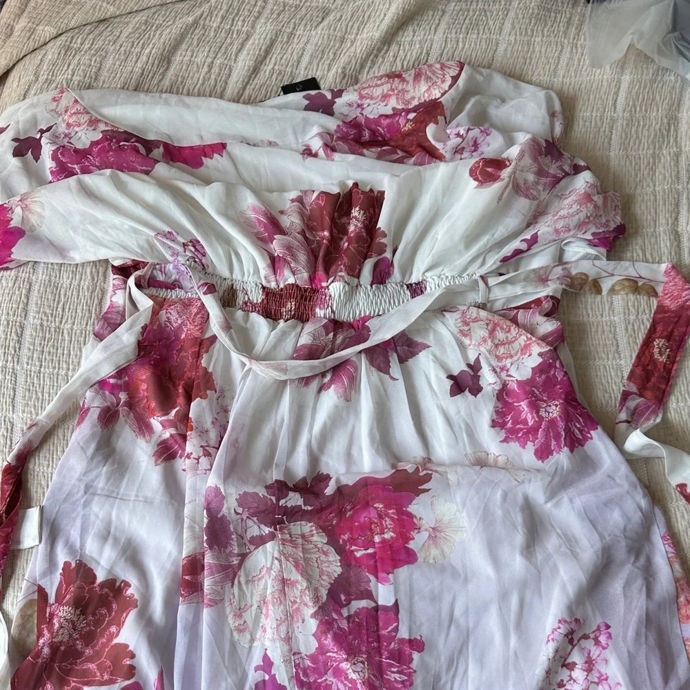 City Chic Sakura faux wrap dress - Picture 4 of 4